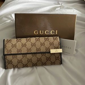 Gucci wallet